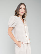 BLUSA AITANA A RAYAS BEIGE